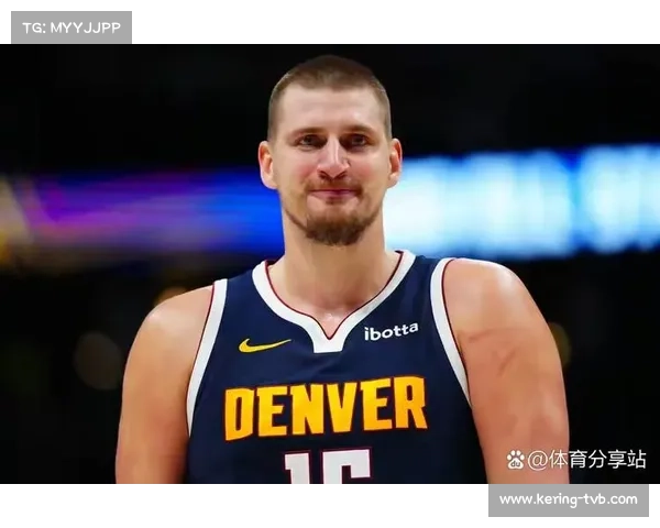 掘金独行侠背靠背交锋，约基奇浓眉顶级内线较量引关注