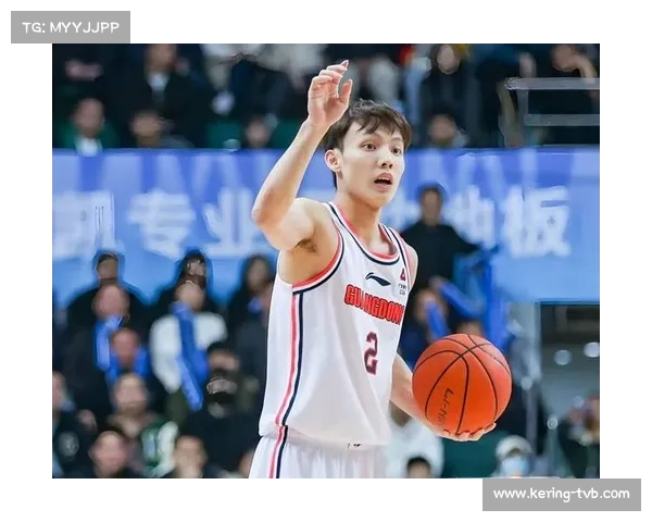 徐杰伤退掩面离场，广东后卫线告急